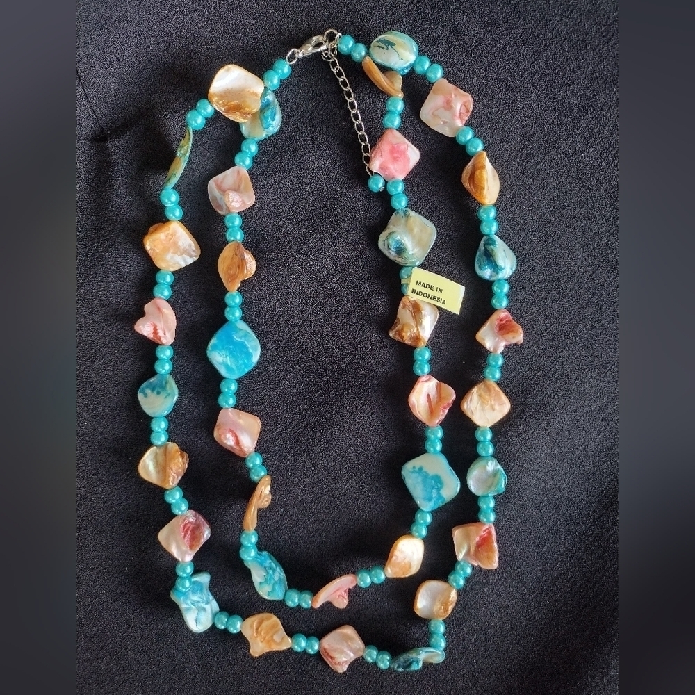 Indonesian Turquoise and Pink Shell Necklace NWT